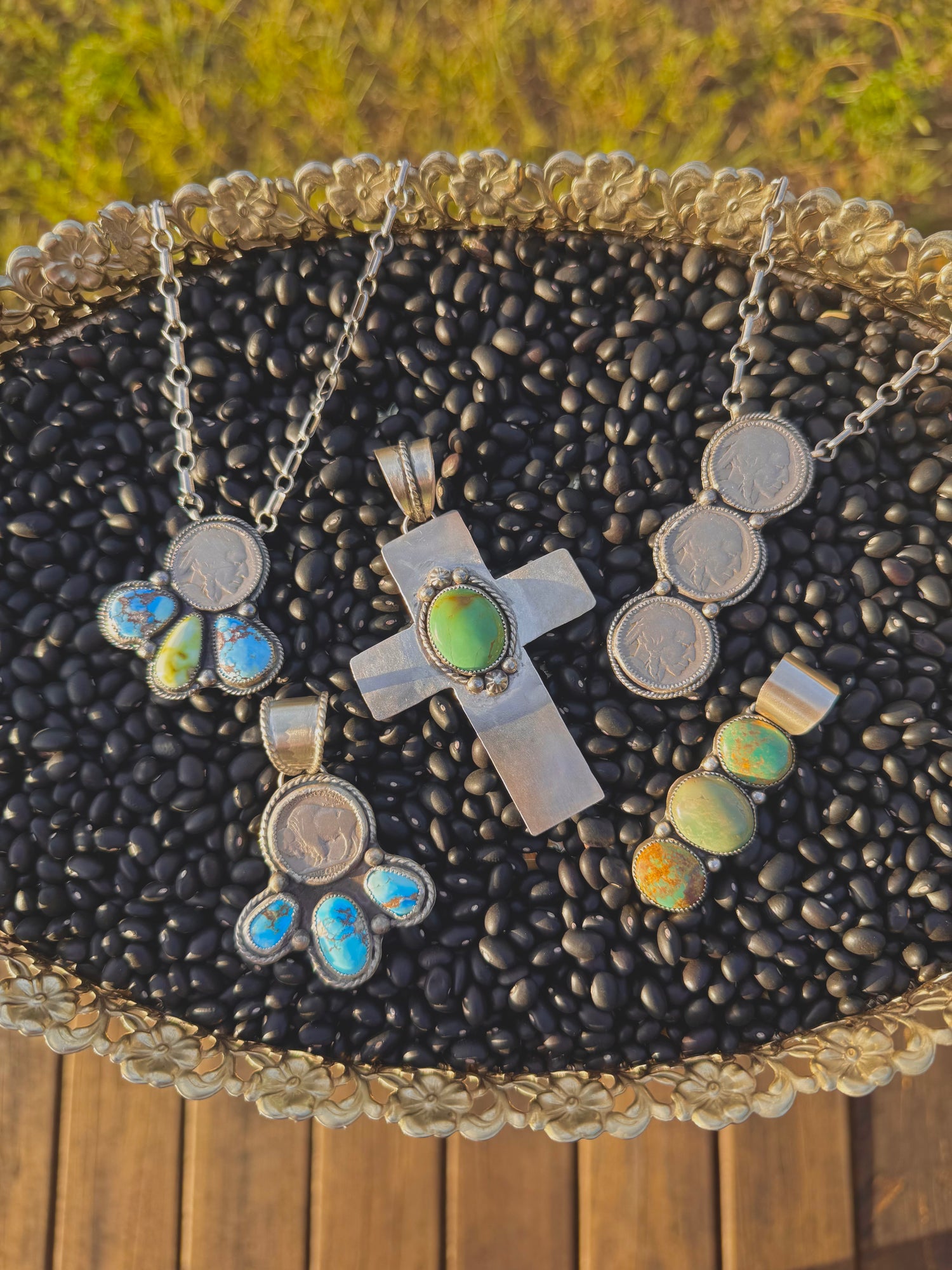 Necklaces & Pendants
